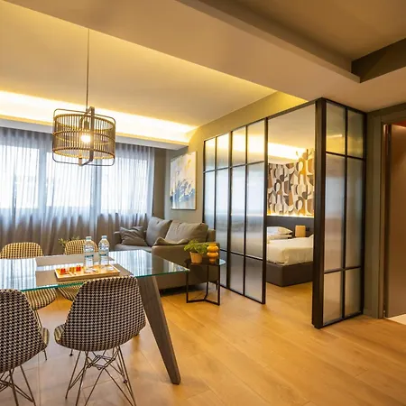 Lucus - 5 Min Centro - Luxury Apartment