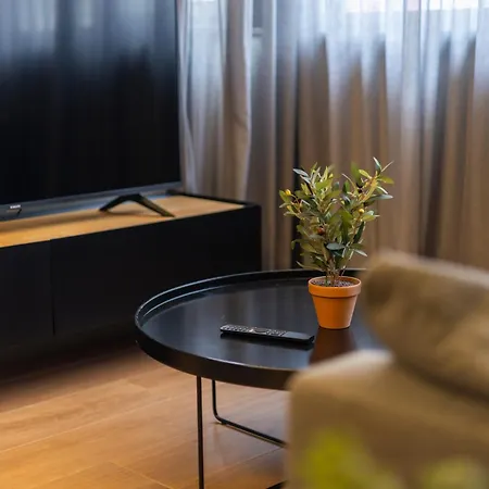 Lucus - 5 Min Centro - Luxury 아파트